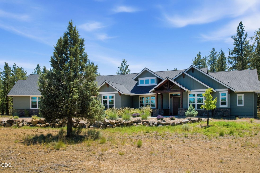 House in Sisters, Oregon, United States 5 - 17564022