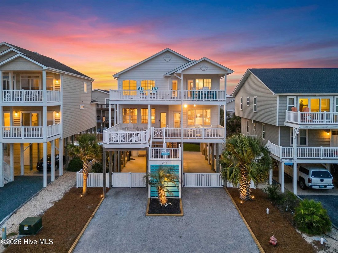 House in Ocean Isle Beach, North Carolina, United States 1 - 18203872