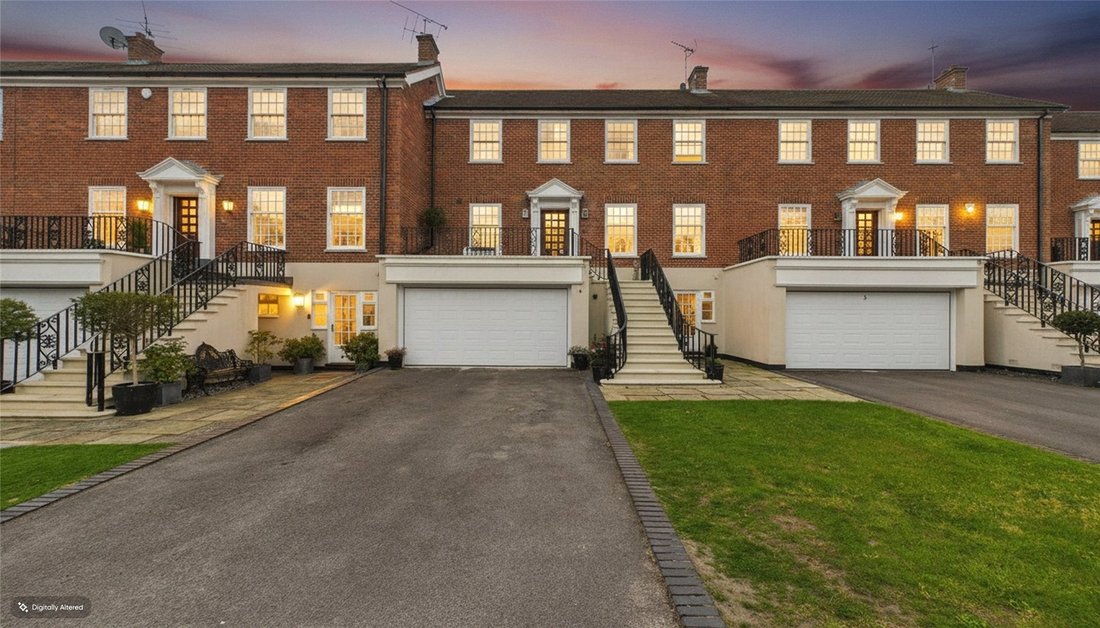 Townhouse in Windlesham, England 1 - 17916395