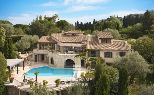 Villa in Mougins, Provence-Alpes-Côte d'Azur, France 1