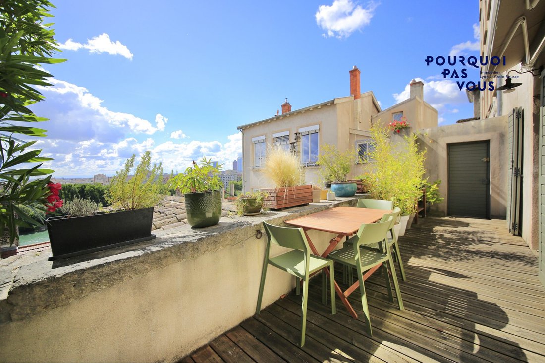 Apartment in Croix Rousse-Gros Caillou, Lyon 4e Arrondissement, Lyon 2 - 18206899