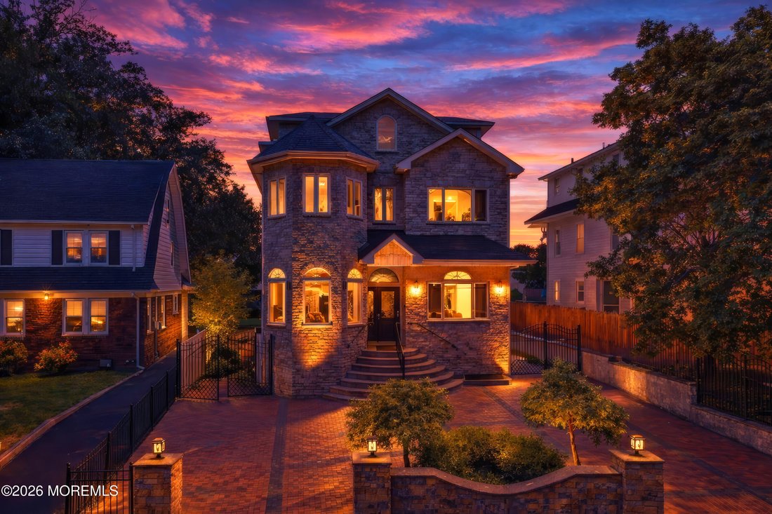 House in Elizabeth, New Jersey, United States 2 - 18200134