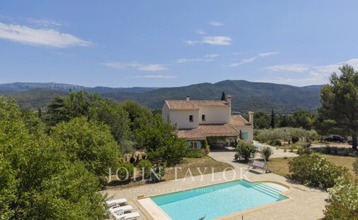 House in Saint-Zacharie, Provence-Alpes-Côte d'Azur, France 1