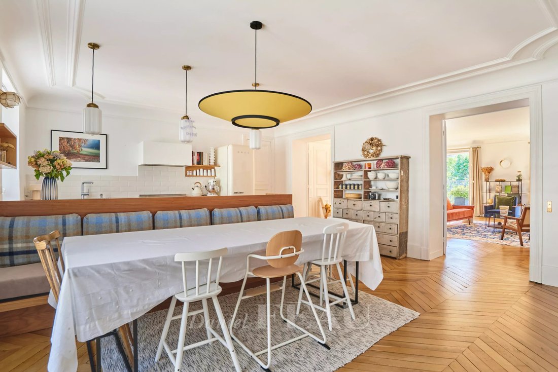 Apartment in Invalides, Paris 7e Arrondissement, Paris 2 - 18201433