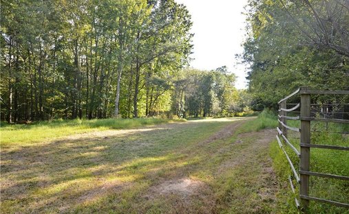 Farm Ranch in Ambridge, Pennsylvania, United States 1
