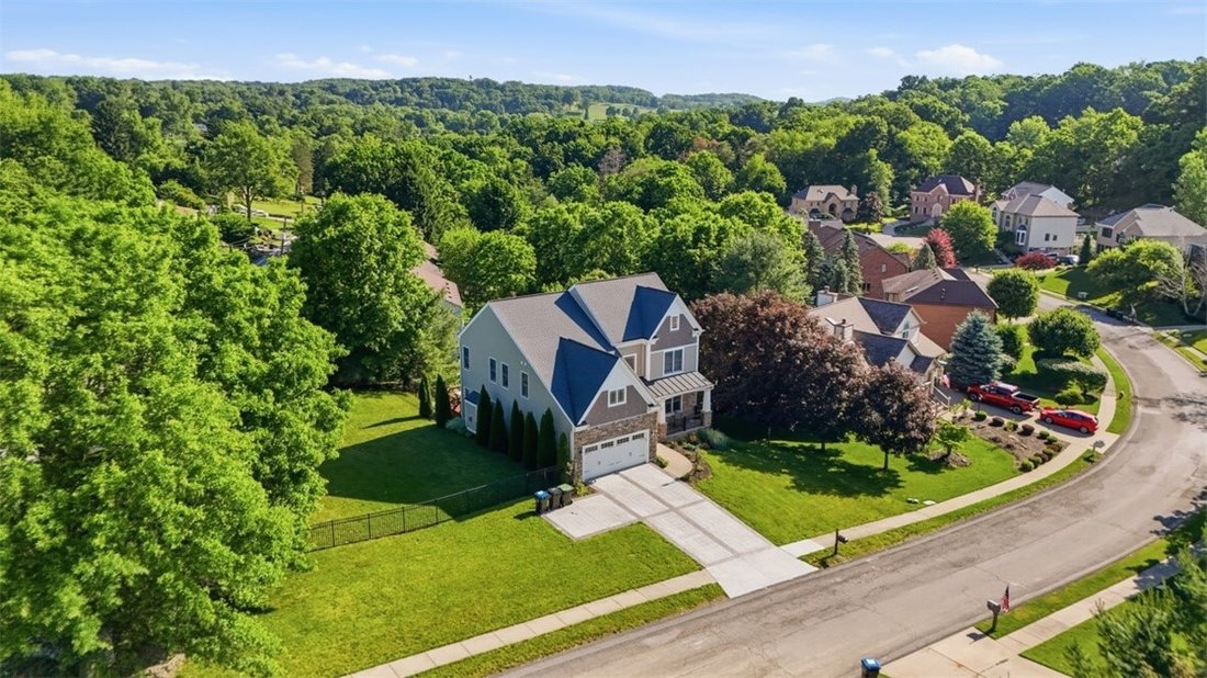 House in Hampton Township, Pennsylvania, United States 2 - 18203066