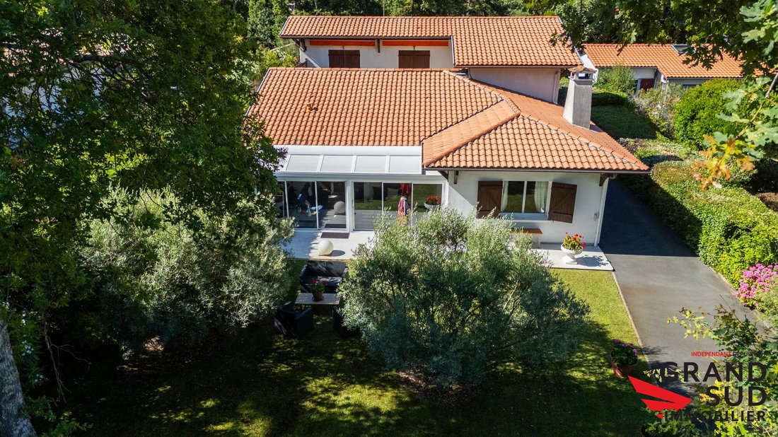 Villa in Aiguillon, Arcachon, France 2 - 18206954