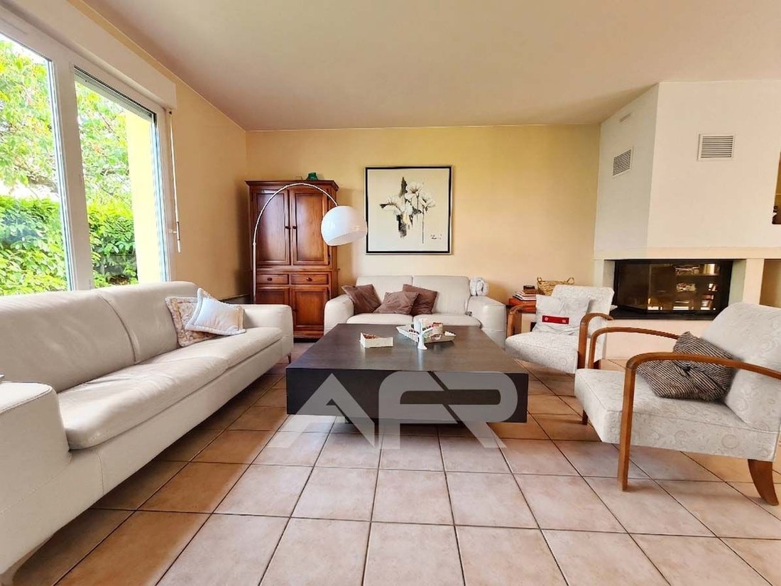 House in Chatou, Ile-de-France, France 3 - 18204194