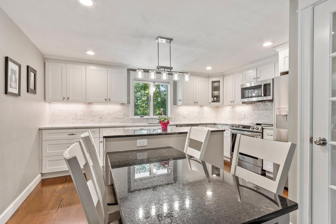 House in Maynard, Massachusetts, United States 4 - 18202109
