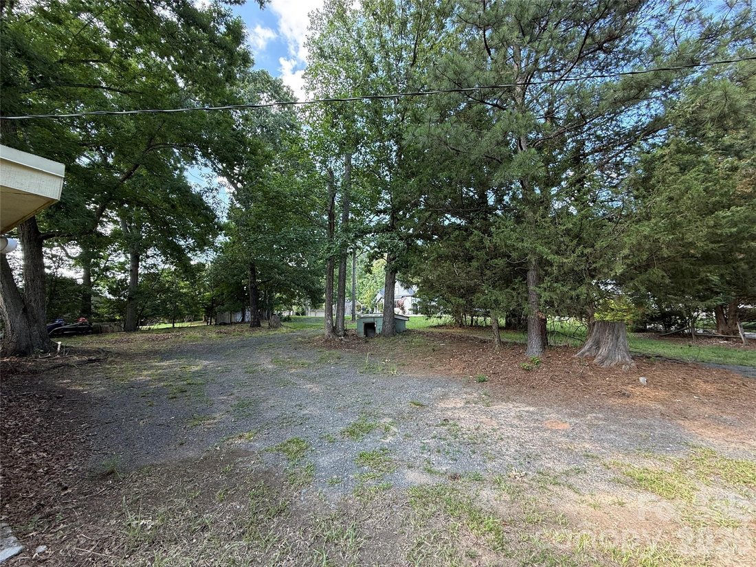 Land in Charlotte, North Carolina, United States 4 - 18204046