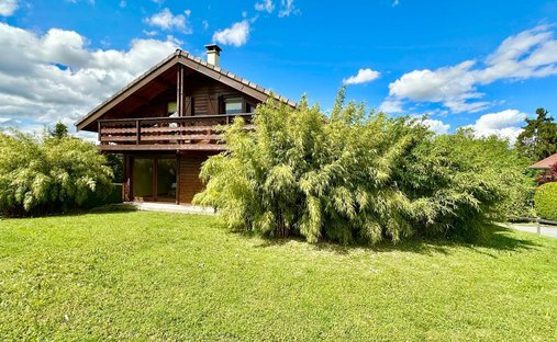 Chalet in Sud, La Roche-sur-Foron, France 1