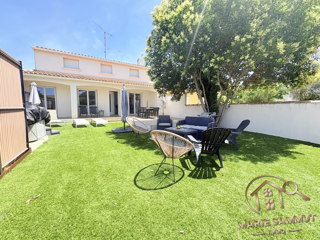 House in Centre Ville, Mauguio, France 3 - 18206932