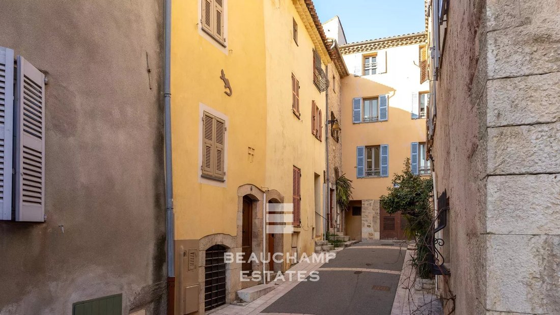 Villa in Valbonne, Provence-Alpes-Côte d'Azur, France 2 - 16898716