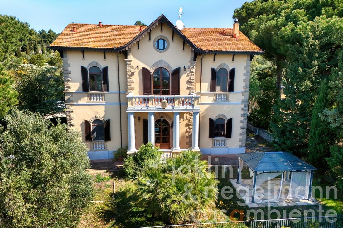 Estate in Riparbella, Tuscany, Italy 1 - 12478559