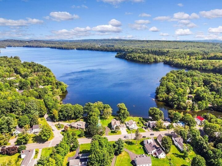 House in Wayne, Maine, United States 1 - 18206611