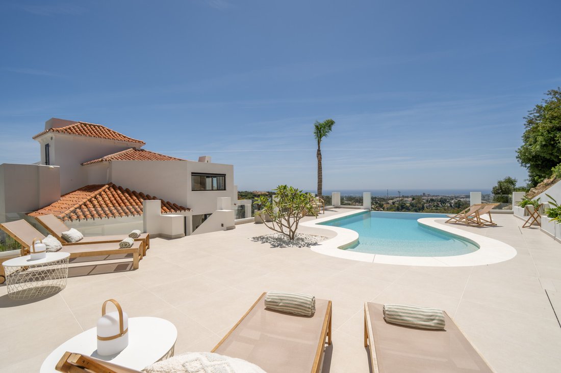 Villa in Puerto Banus, Marbella, Spain 2 - 18203476