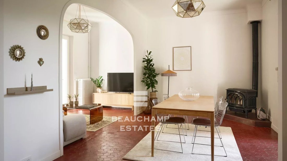 Villa a Petit-Juas, Cannes, Francia 4 - 17930565