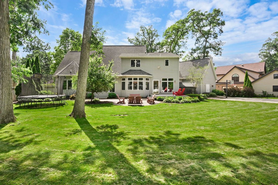 Maison à McFarland, Wisconsin, États-Unis 1 - 18203269