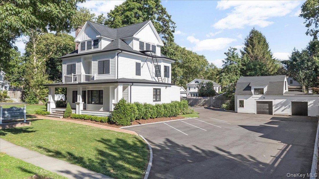 House in Halesite, New York, United States 2 - 18074626