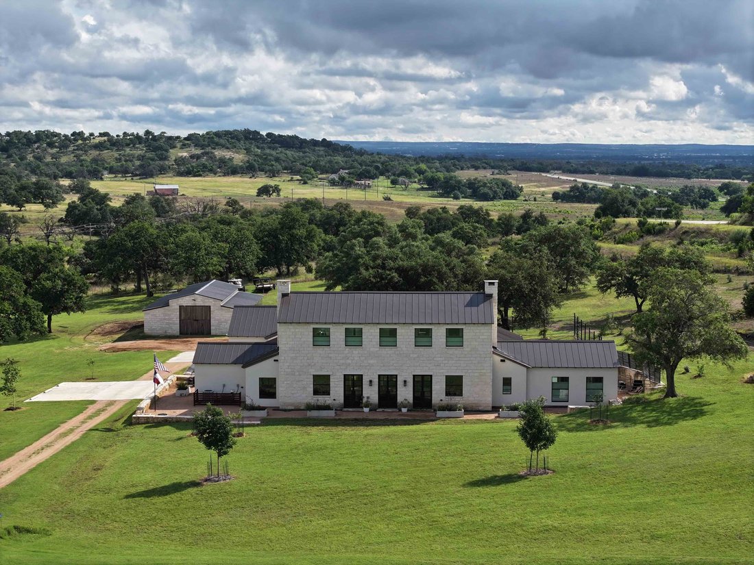 House in Fredericksburg, Texas, United States 1 - 13856914