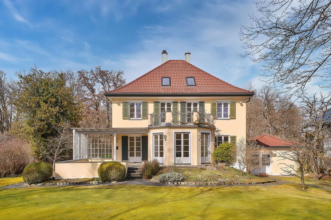 Villa in Gräfelfing, Bayern, Deutschland 1 - 18199679