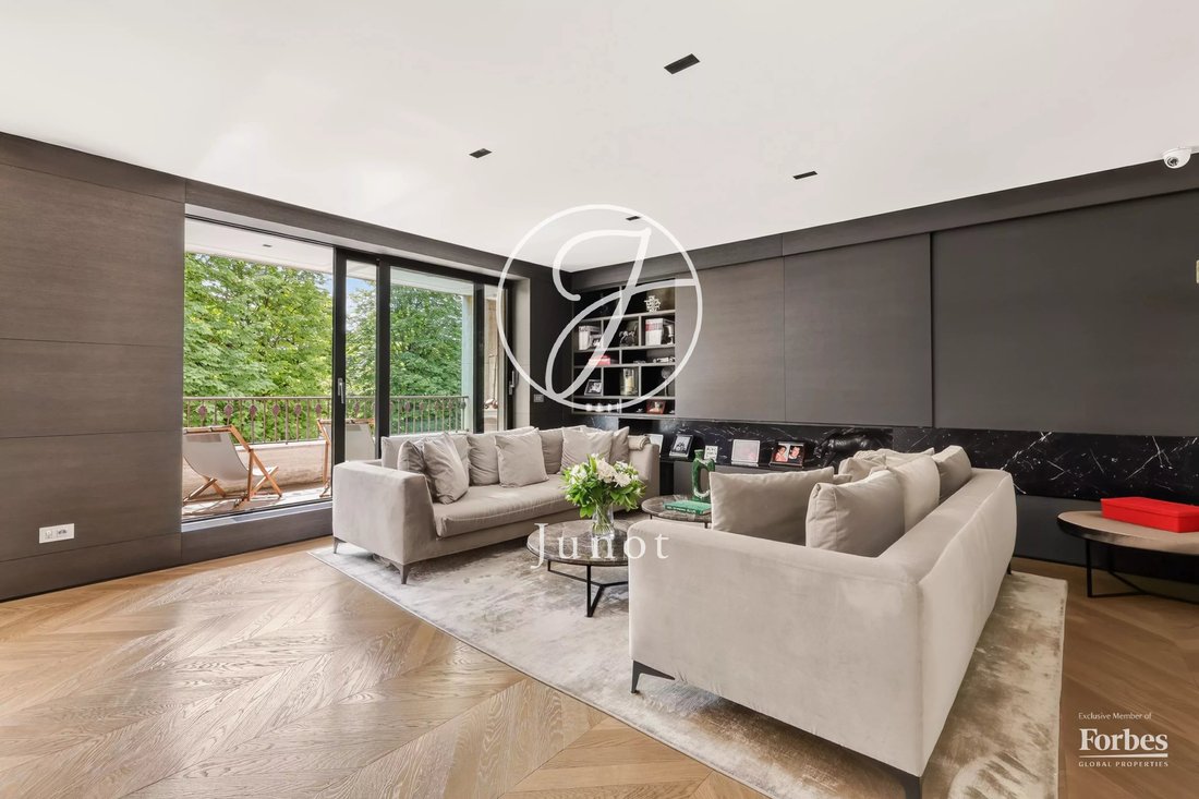 Apartment in Bois de Boulogne, Paris 16e Arrondissement, Paris 5 - 18199976