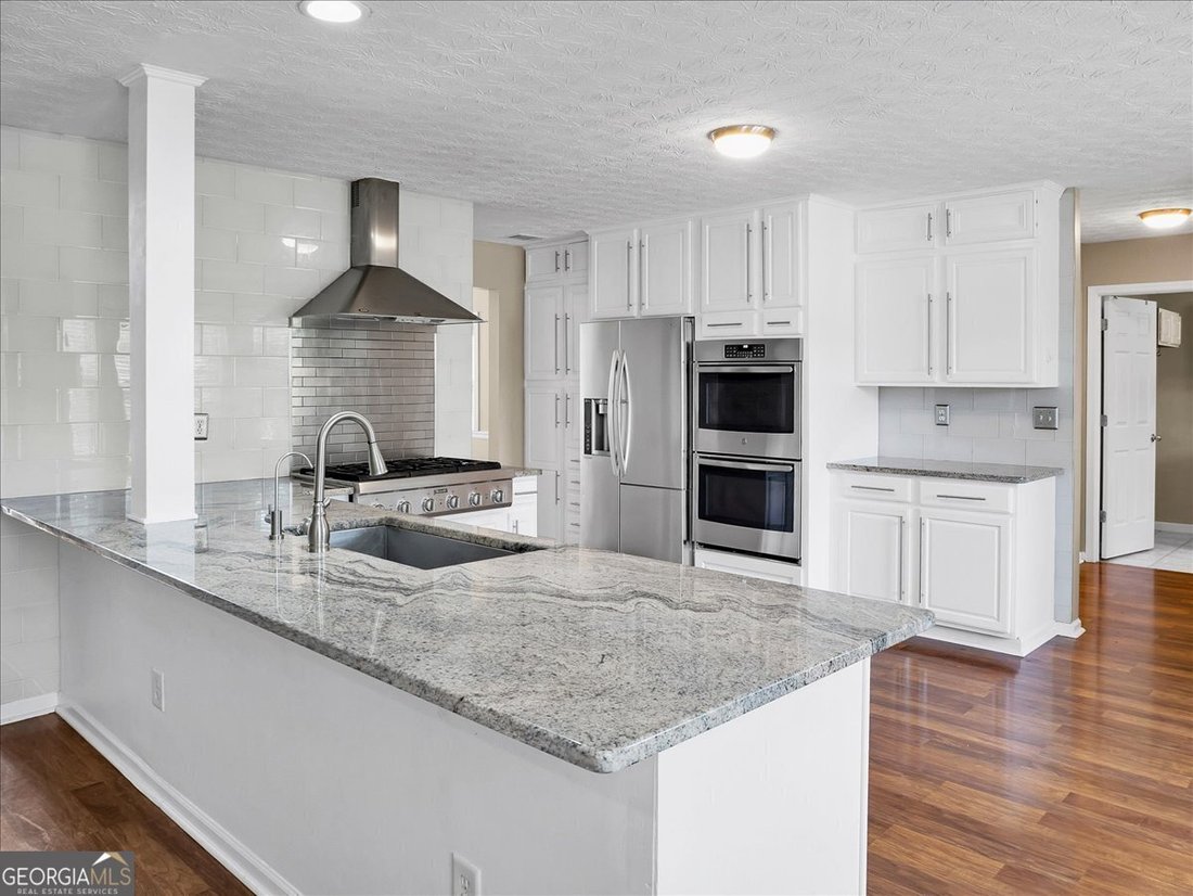 House in Suwanee, Georgia, United States 5 - 18200540