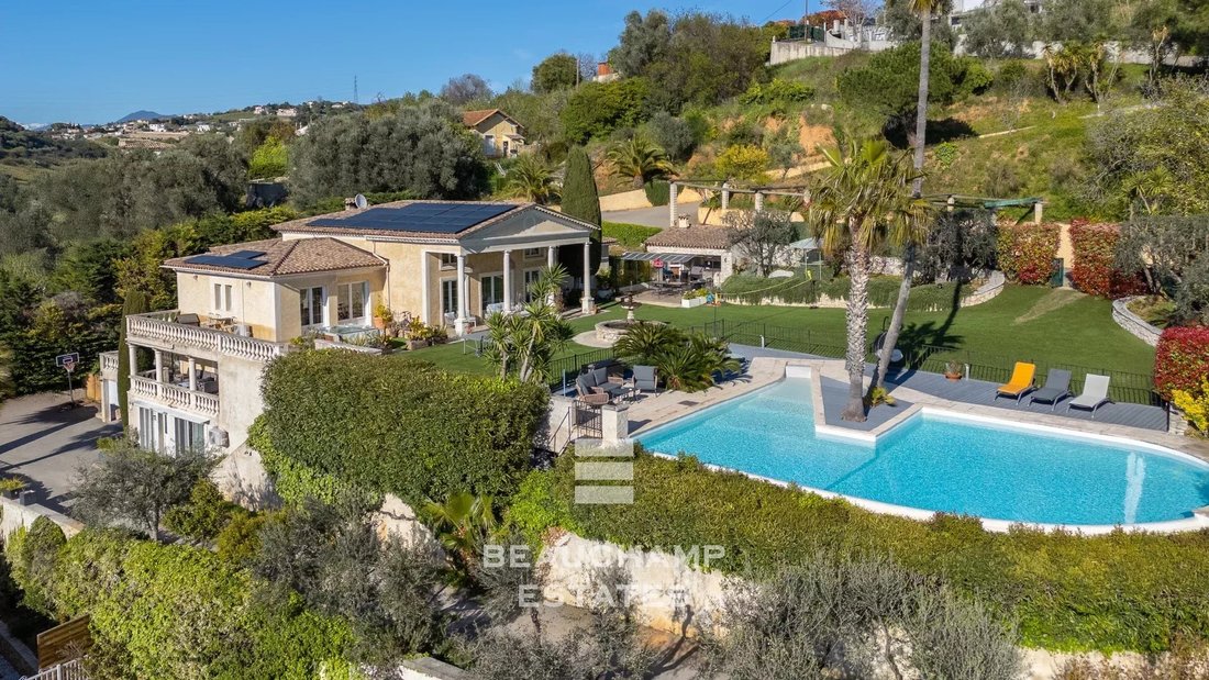 Villa in Nice, Provence-Alpes-Côte d'Azur, France 1 - 17628323