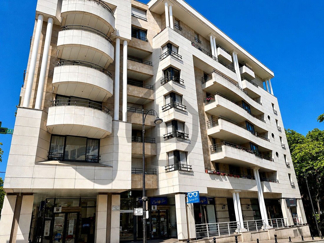 Apartment in Centre Ville, Rueil-Malmaison, France 1 - 18200619