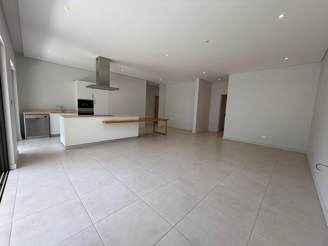 Apartment in Grand Baie, Pamplemousses District, Mauritius 2 - 18200224