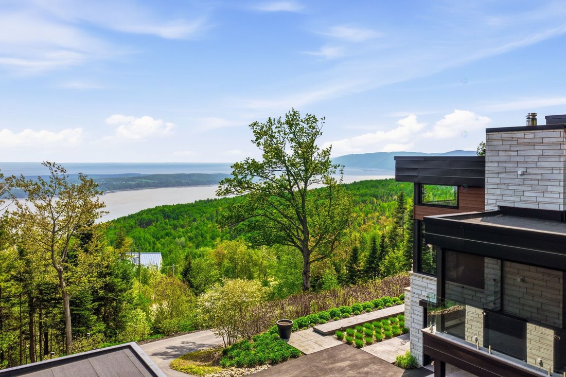 House in Les Éboulements, Quebec, Canada 5 - 18205567