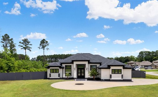 House in Dayton, Texas, United States 1