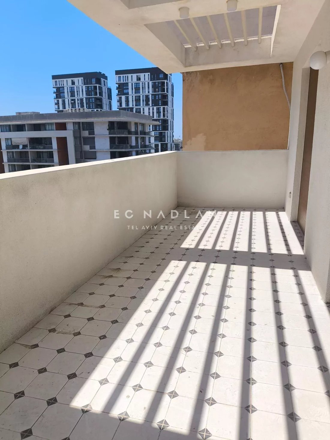 Apartment in Tel Aviv-Yafo, Tel Aviv District, Israel 2 - 18200791