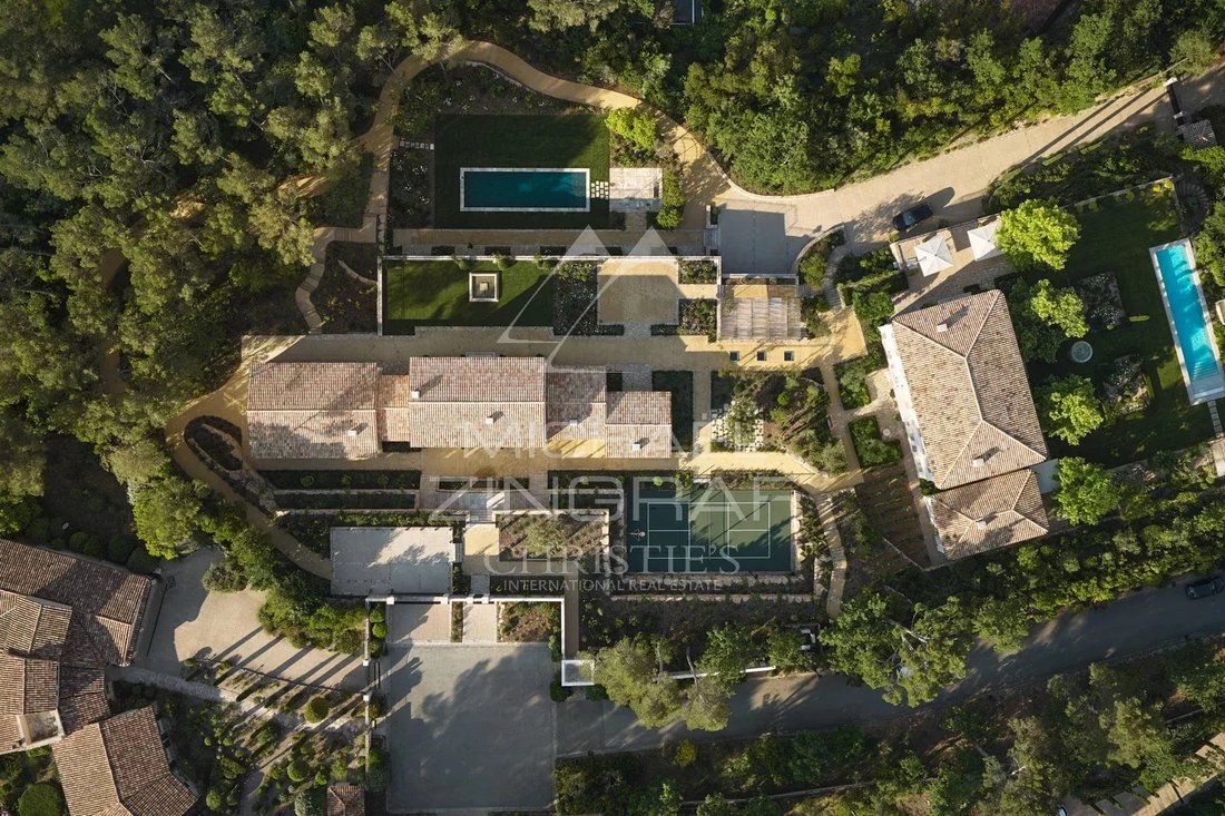 Villa in Callian, Provence-Alpes-Côte d'Azur, France 2 - 16819549