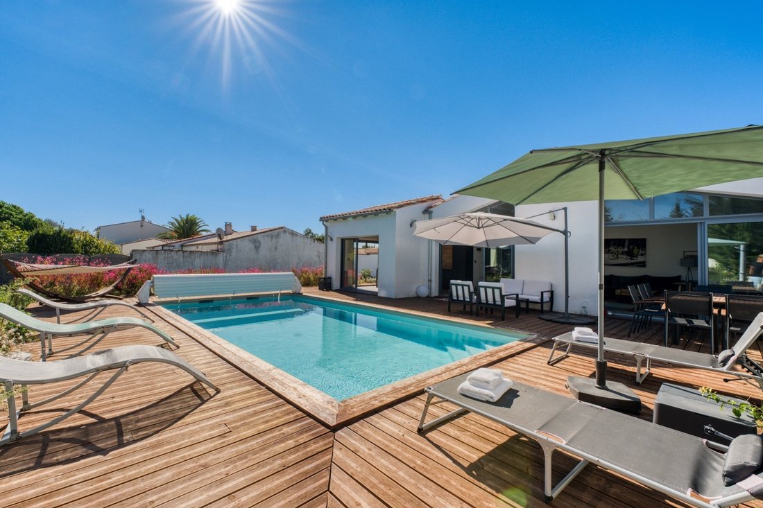 House in La Couarde-sur-Mer, Nouvelle-Aquitaine, France 2 - 13773616