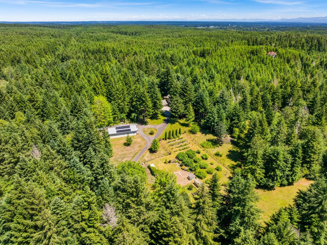House in Rainier, Washington, United States 2 - 18202022