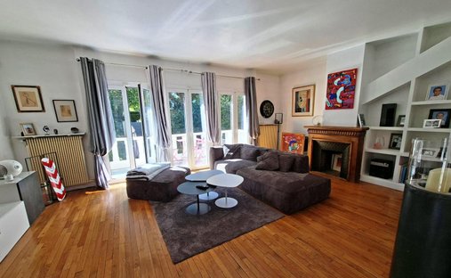 Casa a Centre, Le Pecq, Francia 1