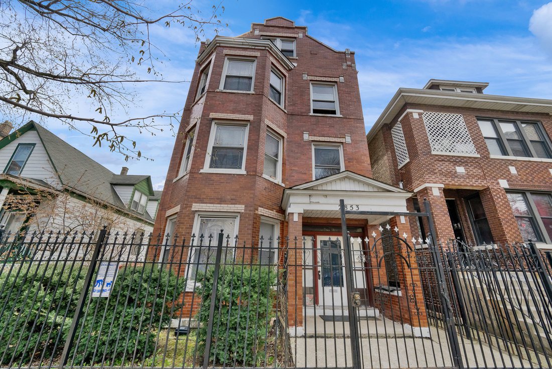 Chicago, Illinois, United States 2 - 18204917