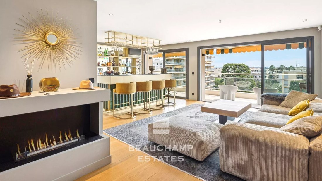 Apartment in La Source, Cannes, France 1 - 16104270
