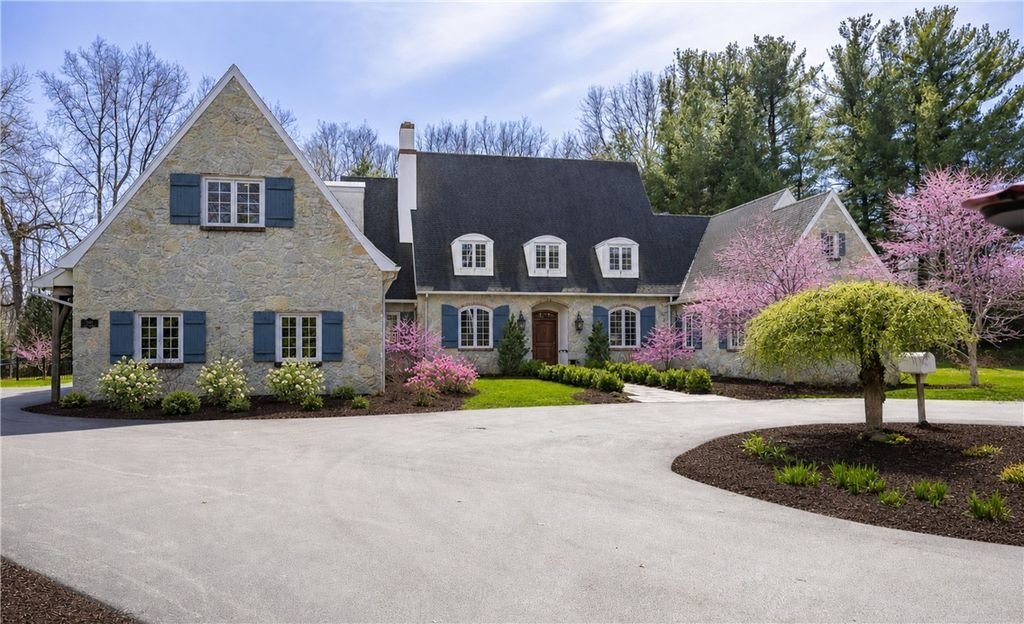 House in Rochester, New York, United States 1 - 17525327