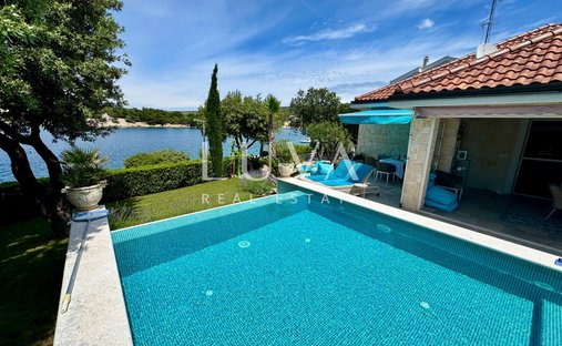 Villa in Šimuni, Kroatien 1