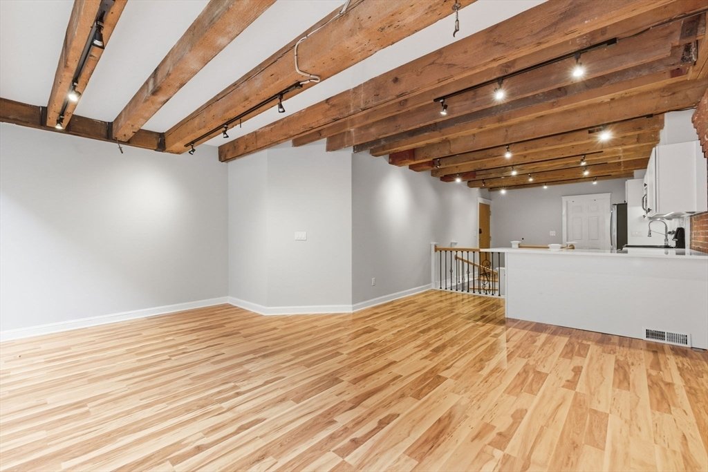 Condo in Boston, Massachusetts, United States 3 - 17610118