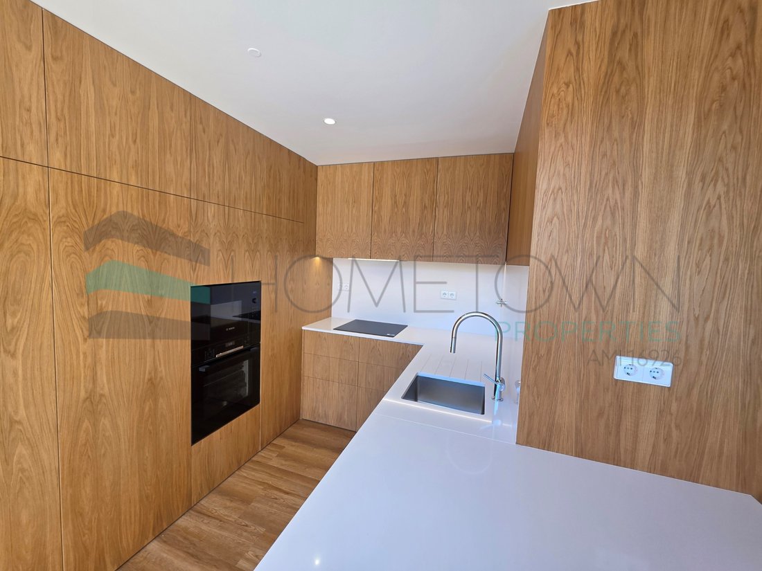 House in Quarteira, Algarve, Portugal 2 - 18205815