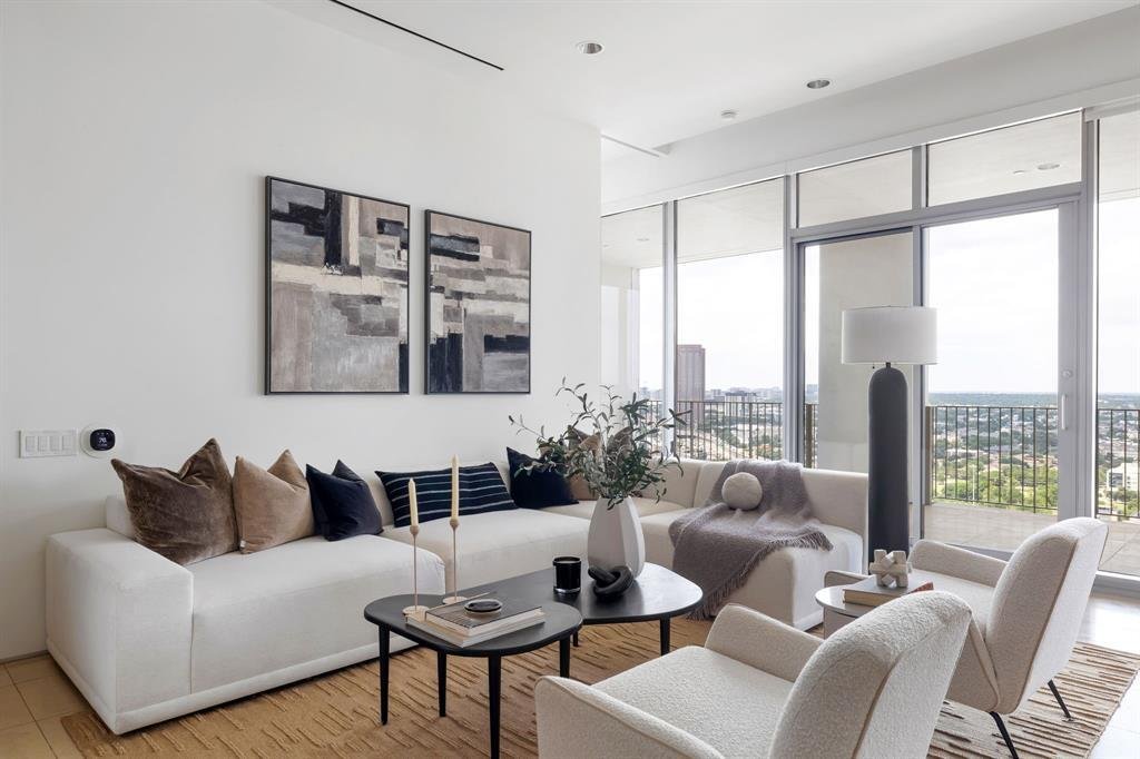 Condo in Dallas, Texas, United States 2 - 18205201