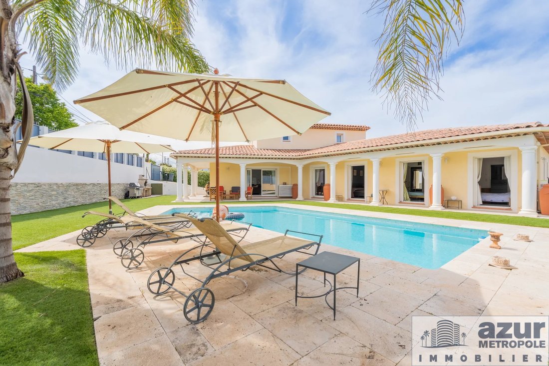 Villa in Nice, Provence-Alpes-Côte d'Azur, France 1 - 18204328
