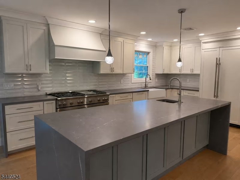 House in Montclair, New Jersey, United States 1 - 18202098