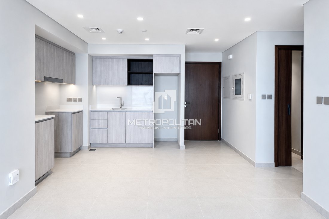 Apartment in Riggat Al Buteen, Dubai, United Arab Emirates 4 - 16884396