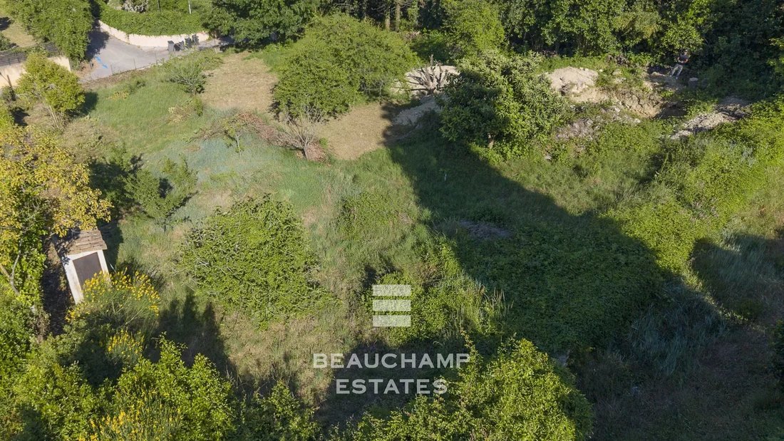 Land in Mougins, Provence-Alpes-Côte d'Azur, France 2 - 18014407