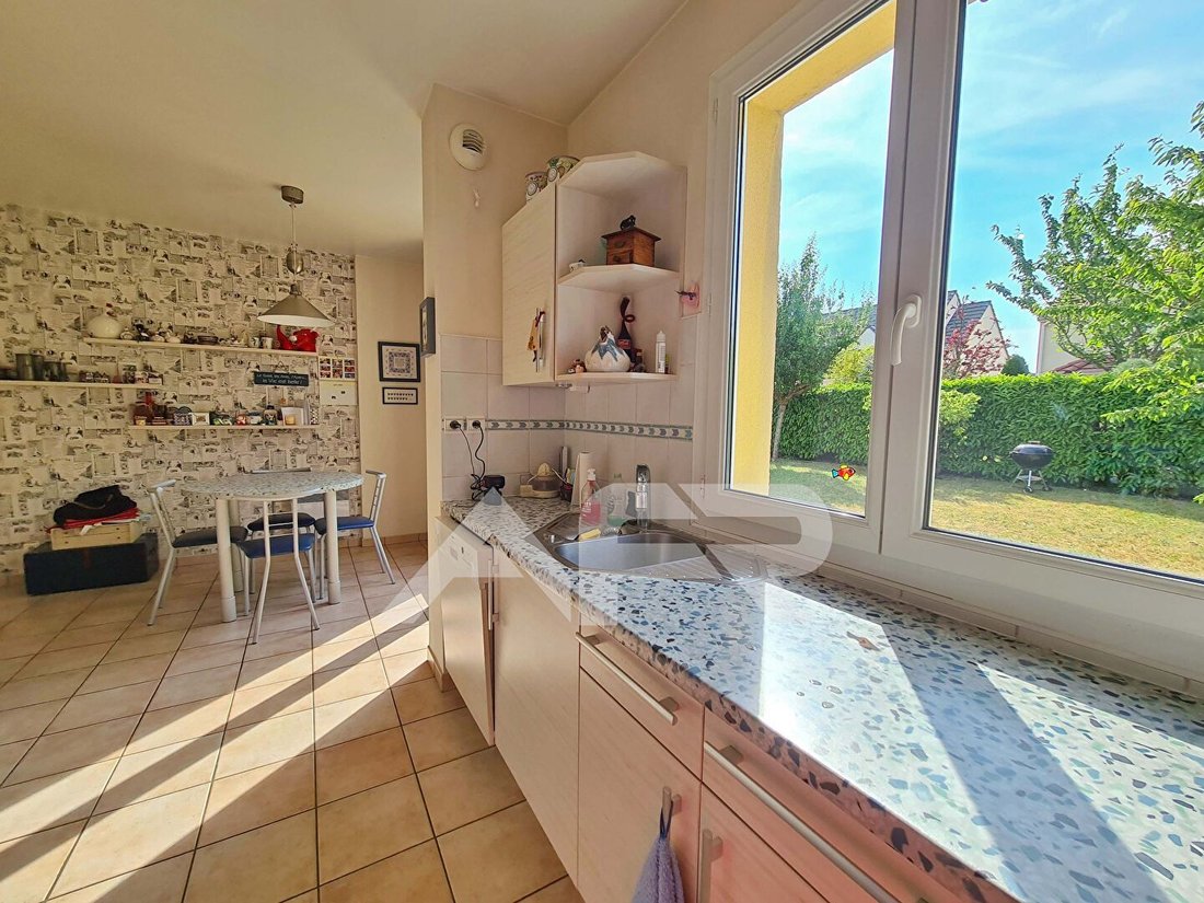 House in Chatou, Ile-de-France, France 5 - 18204194