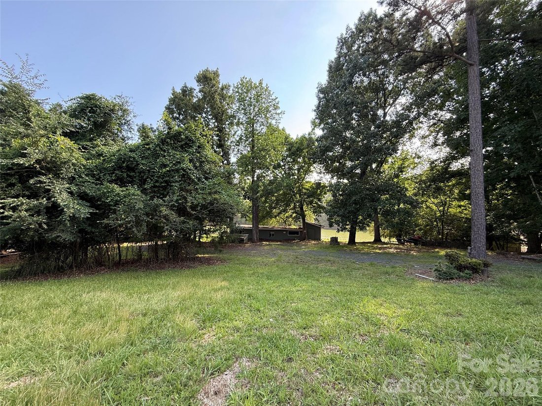 Land in Charlotte, North Carolina, United States 2 - 18204046